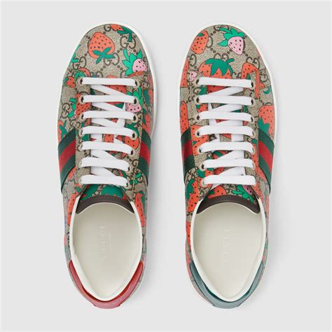 gucci strawberry shoes